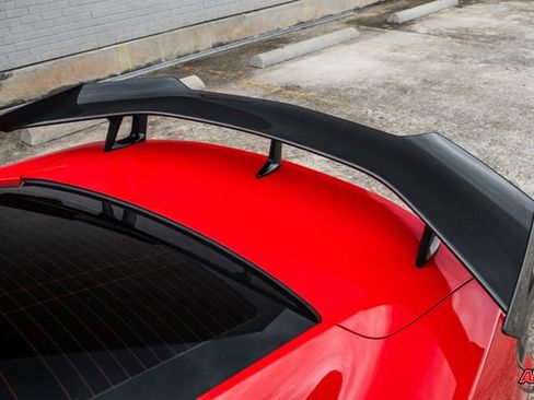 Used 2020 Chevrolet Camaro ZL1 RWD image 30