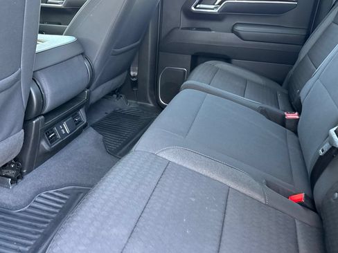 Used 2023 Chevrolet Silverado 1500 LT AWD/4WD image 12