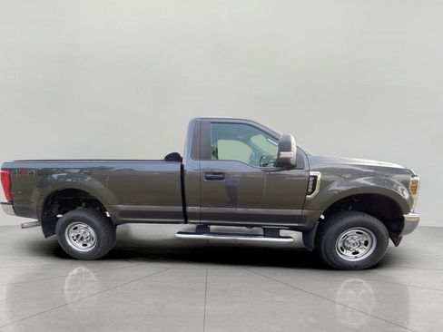 Certified 2018 Ford F250 XL w/ Power Equipment Group AWD/4WD image 6