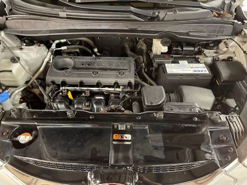 Used 2013 Hyundai Tucson Limited w/ Premium Pkg image 22