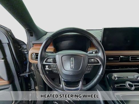 Used 2022 Lincoln Nautilus Reserve image 9