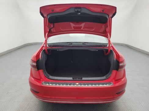 Used 2019 Volkswagen Jetta SE w/ Cold Weather Package image 29