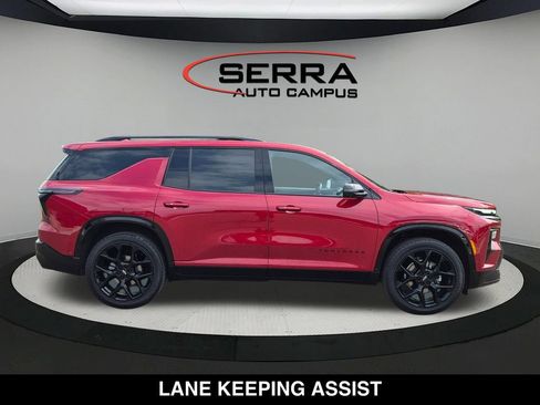 Used 2025 Chevrolet Traverse RS w/ LPO, Floor Liner Package AWD/4WD image 10