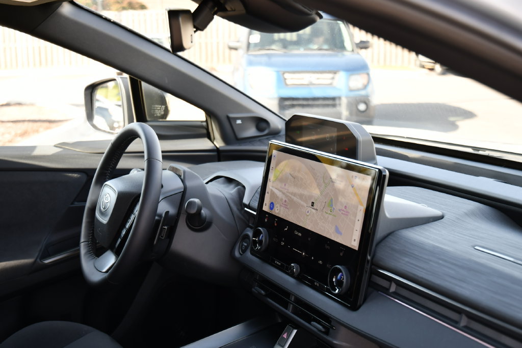 Used 2026 Toyota C-HR AWD/4WD image 35