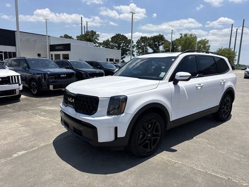 Used 2024 Kia Telluride EX X-Line AWD/4WD image 3