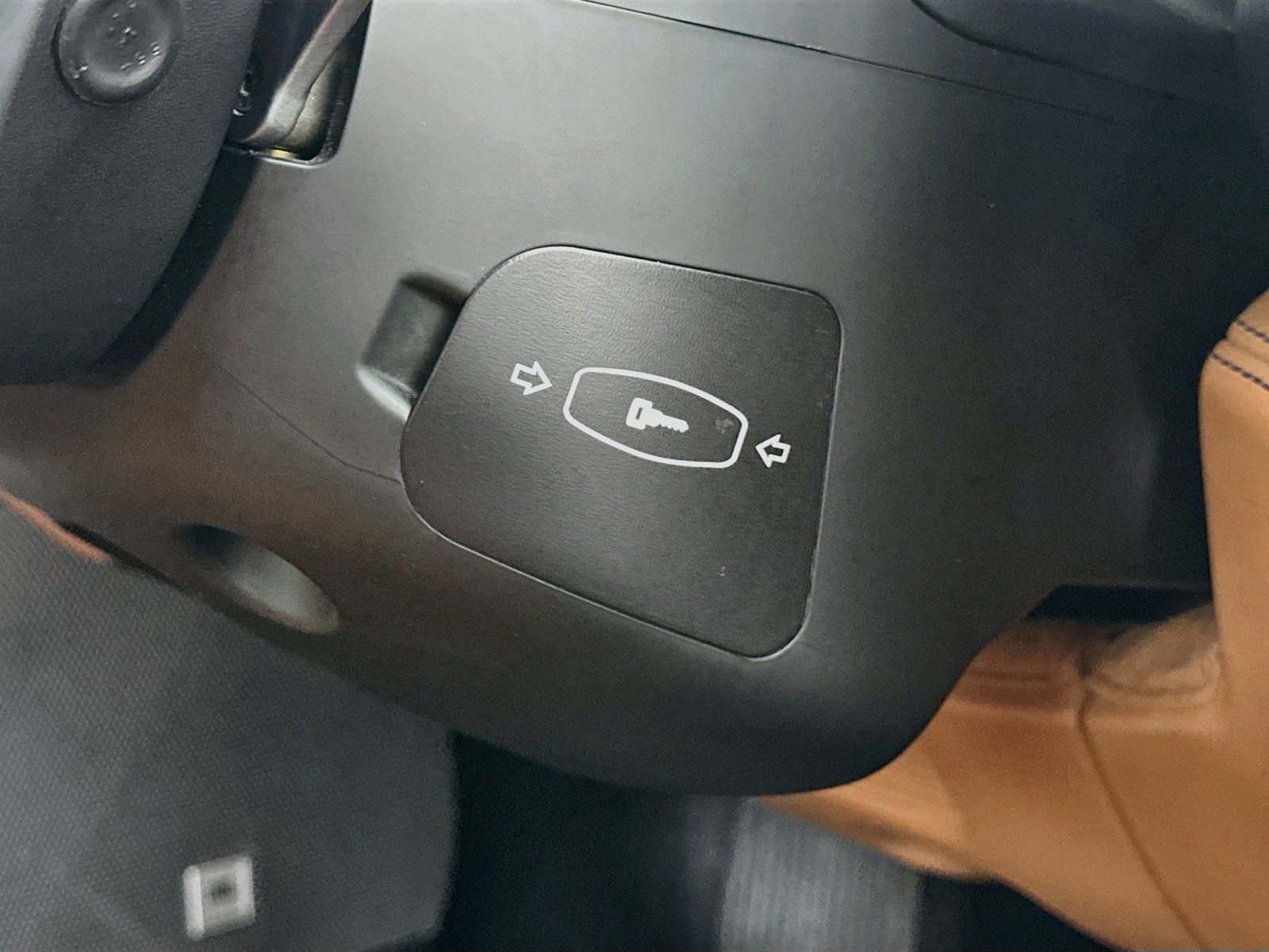 Used 2020 Ferrari Portofino RWD image 61