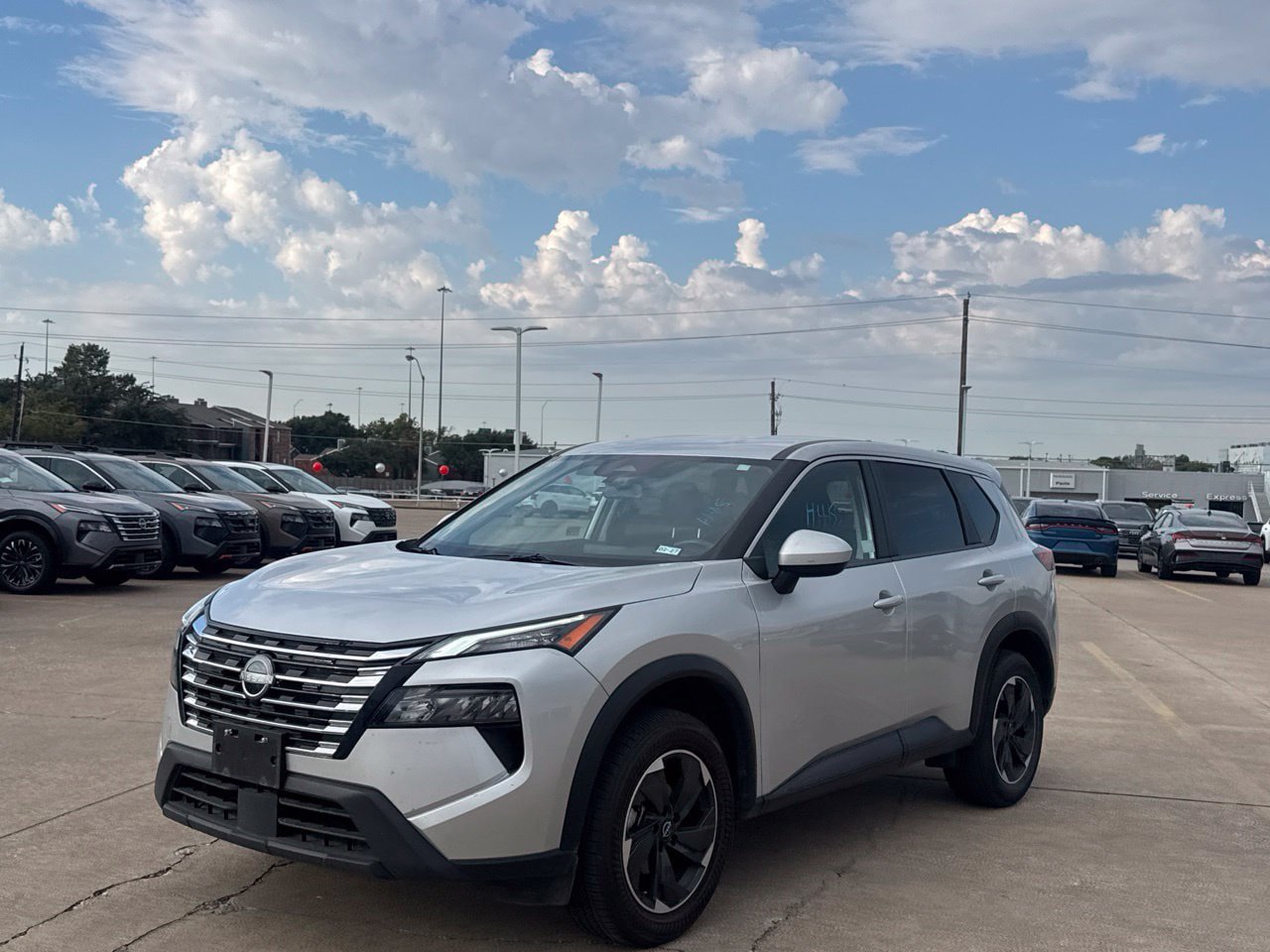 Certified 2025 Nissan Rogue SV FWD image 10