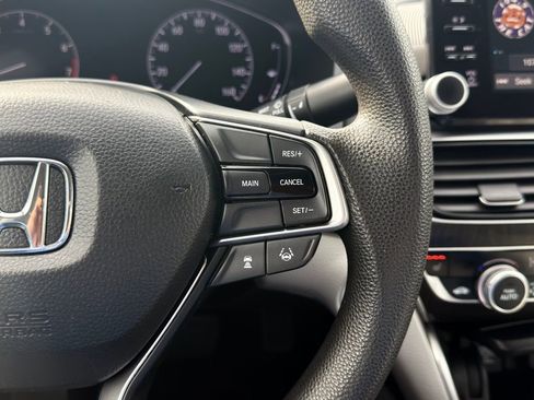 Used 2019 Honda Accord EX image 5