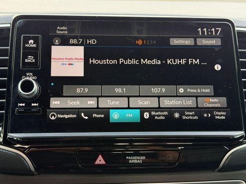 Used 2025 Honda Ridgeline TrailSport image 23