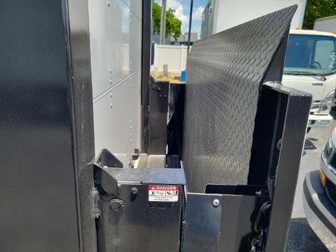 New 2025 Chevrolet Express 3500 w/ Power Convenience Package image 5