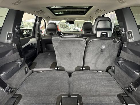 Certified 2025 Volvo XC90 B5 Core w/ Protection Package Premier AWD/4WD image 15