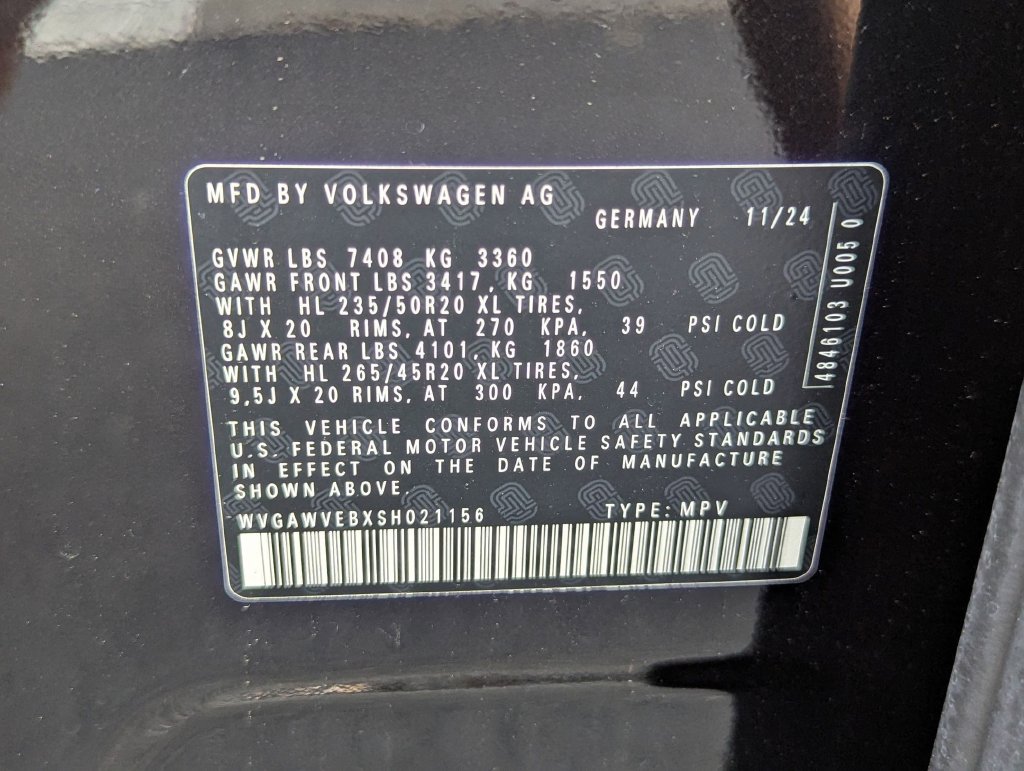 New 2025 Volkswagen ID. Buzz Pro S RWD image 24