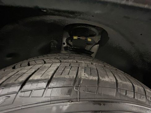 Used 2023 Volkswagen Taos S image 22