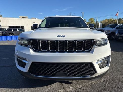 Used 2022 Jeep Grand Cherokee Limited image 2