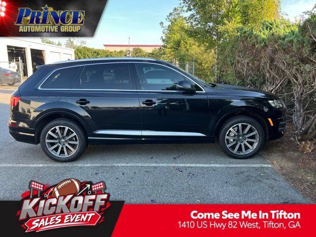 Used 2018 Audi Q7 3.0T Prestige AWD/4WD image 1