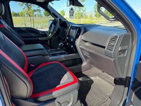 Used 2017 Ford F150 Lariat w/ Equipment Group 502A Luxury AWD/4WD image 15