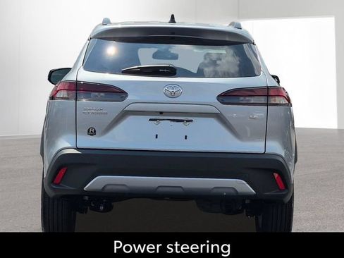 Certified 2026 Toyota Corolla Cross LE FWD image 8