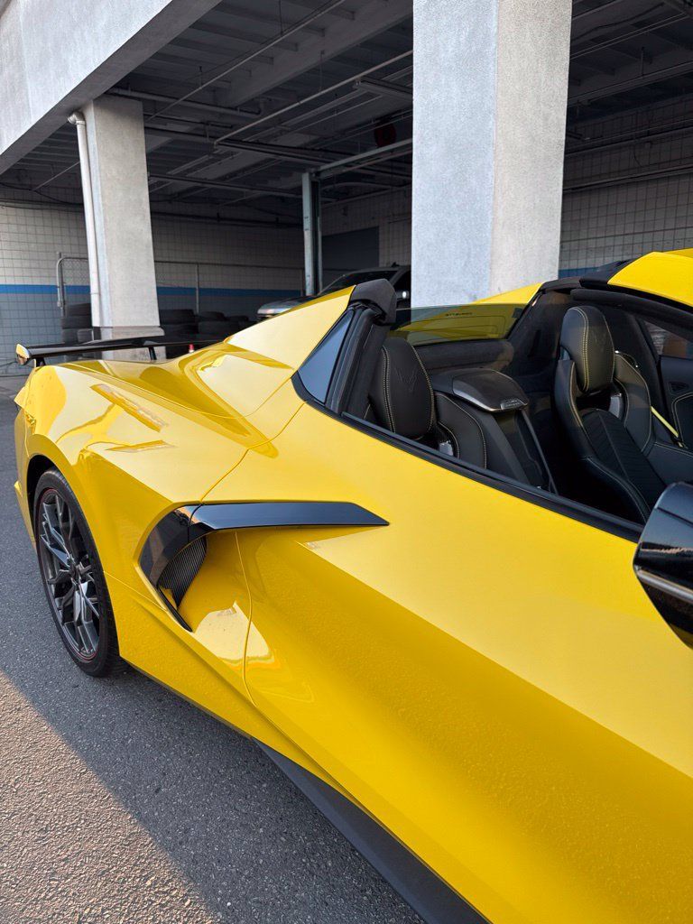 Used 2026 Chevrolet Corvette Stingray Premium Conv w/ Z51 Performance Package RWD image 22