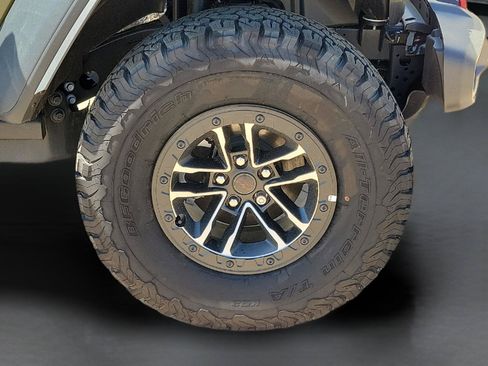 New 2026 Jeep Wrangler Unlimited Rubicon w/ Xtreme 35 Tire Package AWD/4WD image 7