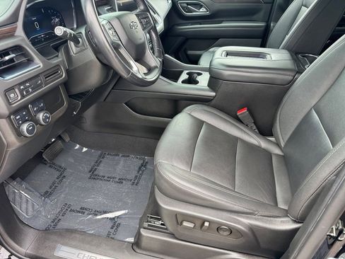 Used 2022 Chevrolet Suburban Z71 AWD/4WD image 10