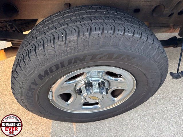 Used 2004 Chevrolet Silverado 1500 LS RWD image 10
