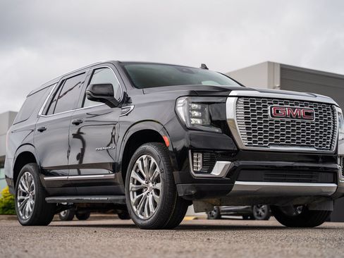 Used 2024 GMC Yukon Denali w/ Max Trailering Package AWD/4WD image 2