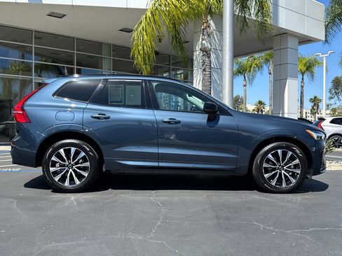 Certified 2025 Volvo XC60 B5 Core image 6