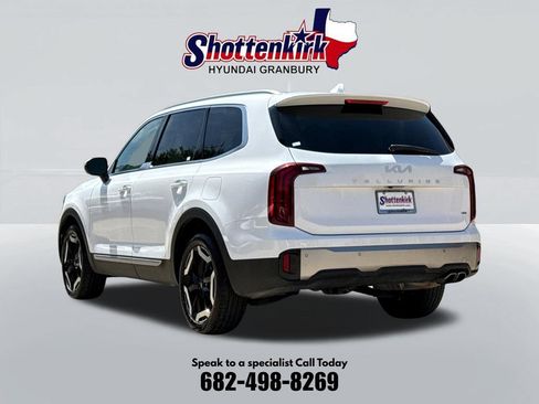 Used 2025 Kia Telluride S AWD/4WD image 8