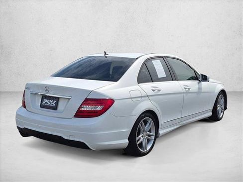 Used 2014 Mercedes-Benz C 250 Sedan image 5