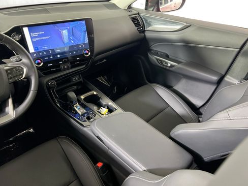 Used 2024 Lexus NX 350 AWD w/ Cold Area Package image 24
