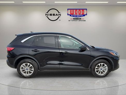 Used 2022 Ford Escape SE w/ Convenience Package AWD/4WD image 2