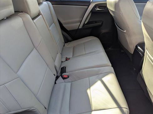 Used 2018 Toyota RAV4 XLE w/ Plus Extra Value Package image 19