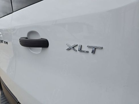Used 2023 Ford Transit 350 XLT RWD image 18