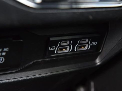 Used 2024 Jeep Grand Cherokee Altitude image 23