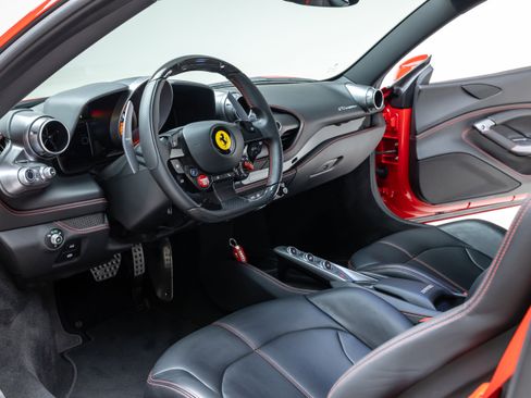 Certified 2020 Ferrari F8 Tributo image 34
