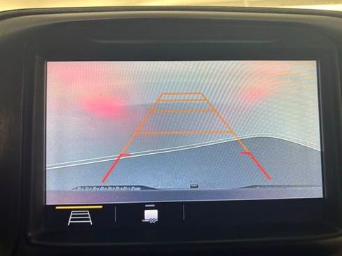 Used 2019 Chevrolet Silverado 1500 LT w/ Texas Edition image 29