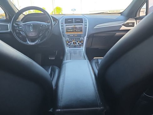 Used 2018 Lincoln MKZ Premiere image 14