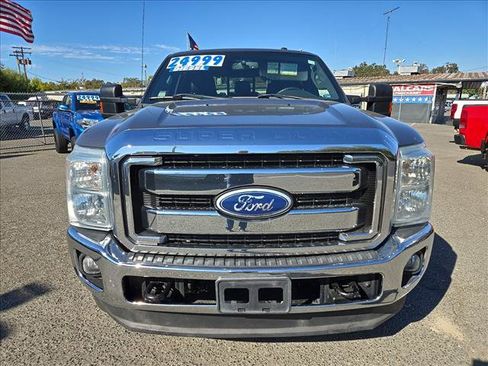 Used 2011 Ford F250 Lariat w/ Lariat Interior Pkg image 9