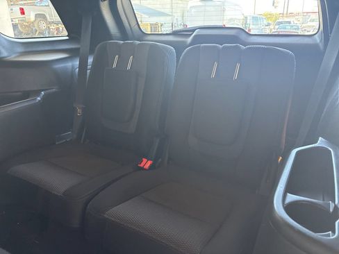 Used 2016 Ford Explorer XLT AWD/4WD image 21
