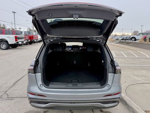 Used 2024 Lincoln Nautilus Reserve w/ Jet Appearance Package (87T) image 15