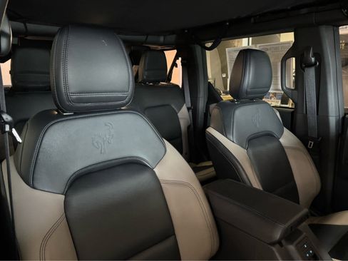 Used 2024 Ford Bronco Wildtrak AWD/4WD image 33