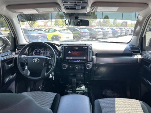 Used 2019 Toyota 4Runner SR5 AWD/4WD image 24