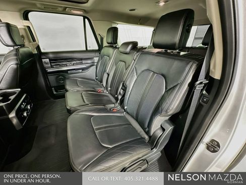 Used 2018 Ford Expedition Max Platinum RWD image 25