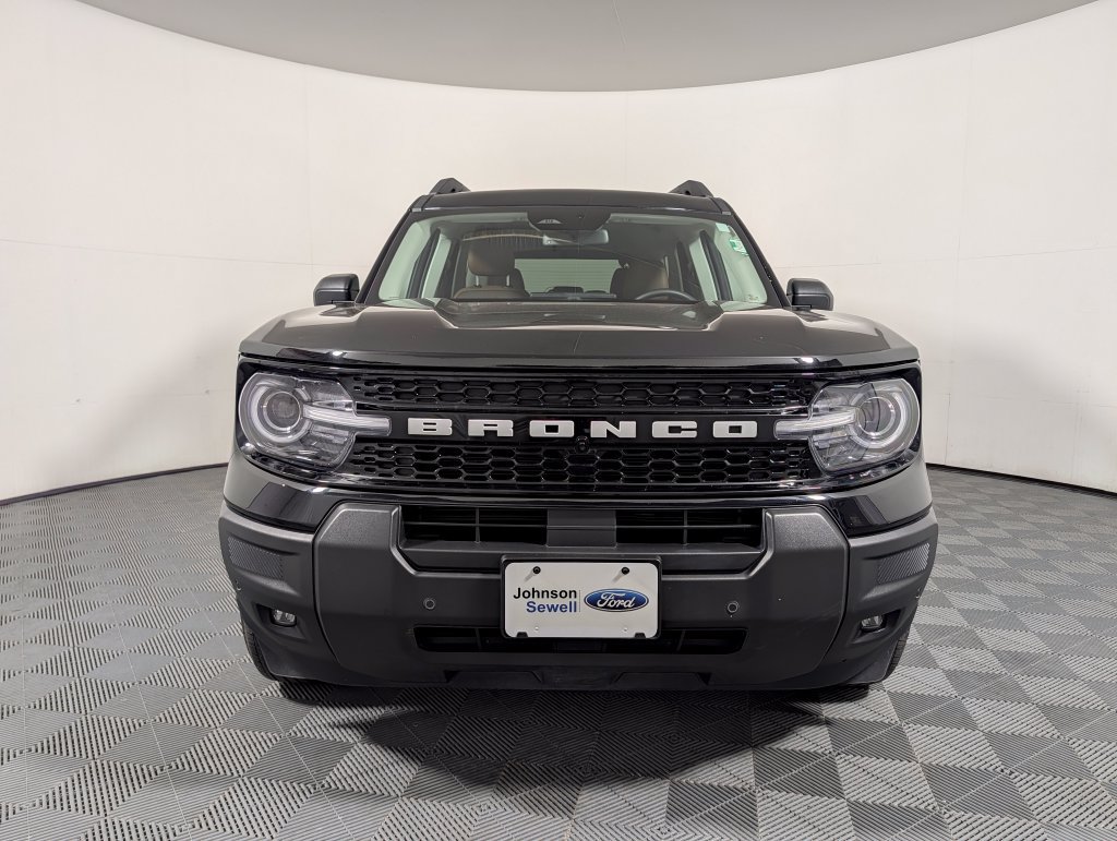 Certified 2025 Ford Bronco Sport Outer Banks w/ Outer Banks Tech Package+ AWD/4WD image 3