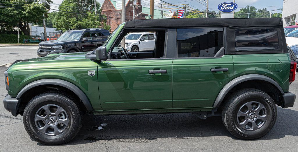 Used 2023 Ford Bronco Big Bend AWD/4WD image 3