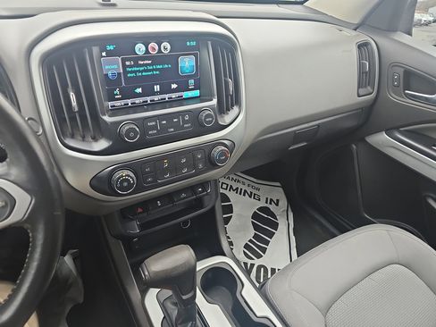 Used 2015 Chevrolet Colorado LT w/ LT Convenience Package image 22