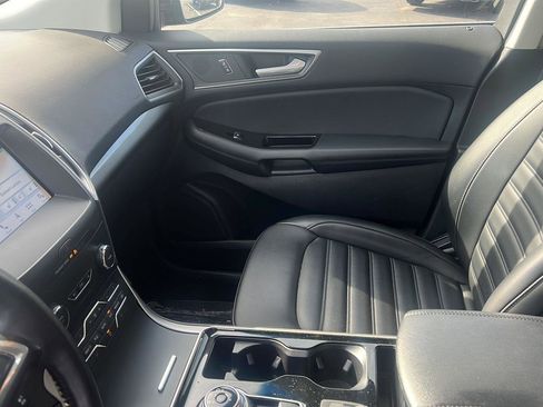 Used 2019 Ford Edge SEL w/ Equipment Group 201A image 18
