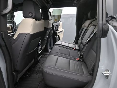 Used 2026 GMC Hummer EV SUV AWD/4WD image 15
