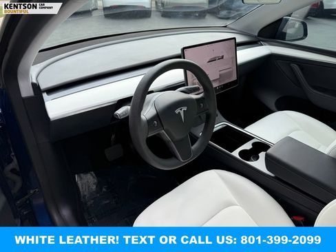 Used 2024 Tesla Model Y Long Range AWD/4WD image 21