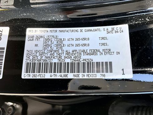 Used 2024 Toyota Tacoma TRD Sport w/ TRD Sport Upgrade Package image 30